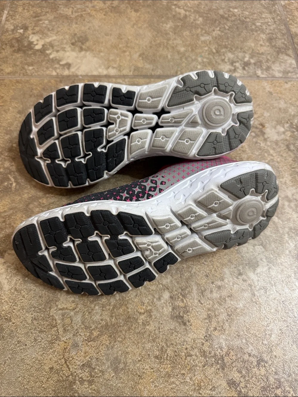 Brooks Gray & Pink Running Shoes